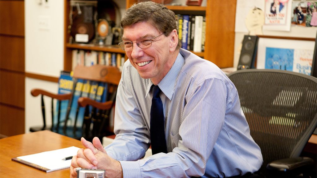 Giáo sư Clayton Christensen